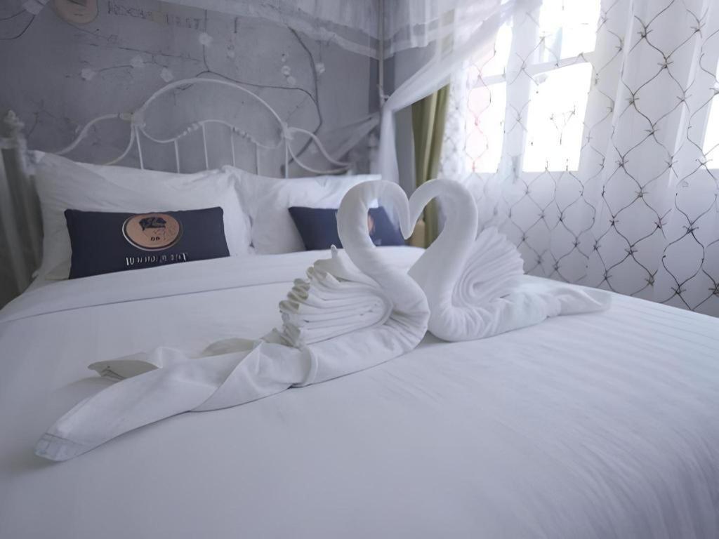 2499 Heritage Chinatown Bangkok Hotel By Roomquest Bagian luar foto
