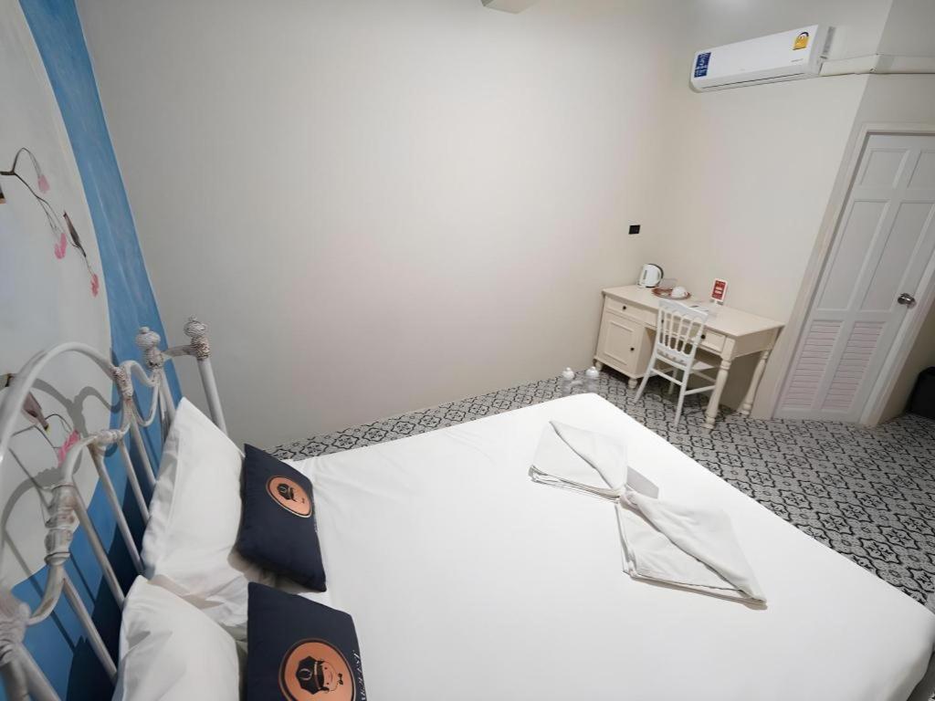 2499 Heritage Chinatown Bangkok Hotel By Roomquest Bagian luar foto