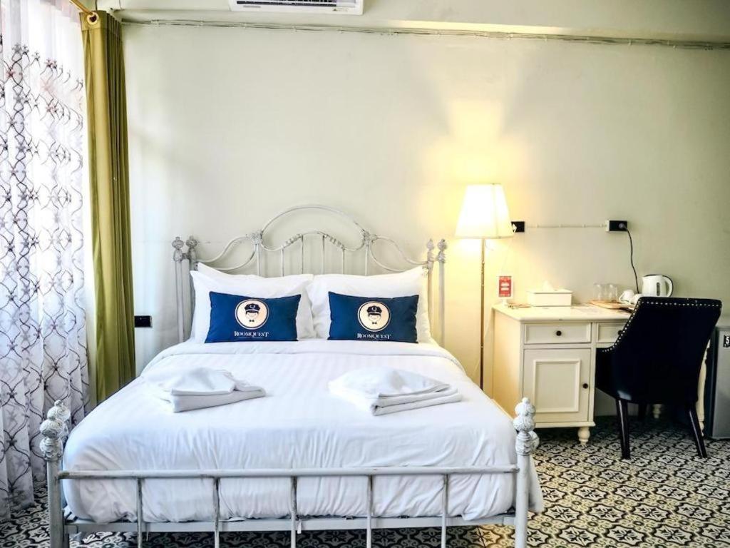 2499 Heritage Chinatown Bangkok Hotel By Roomquest Bagian luar foto